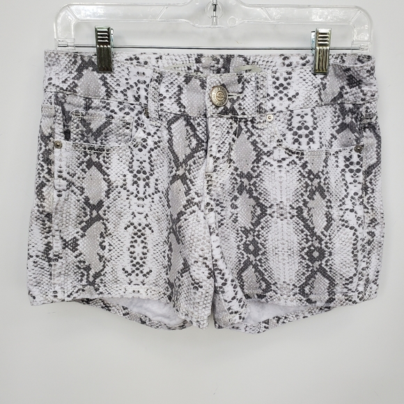 Seven 7 Stretchy Python Print Shorts sz 4 - Picture 13 of 13